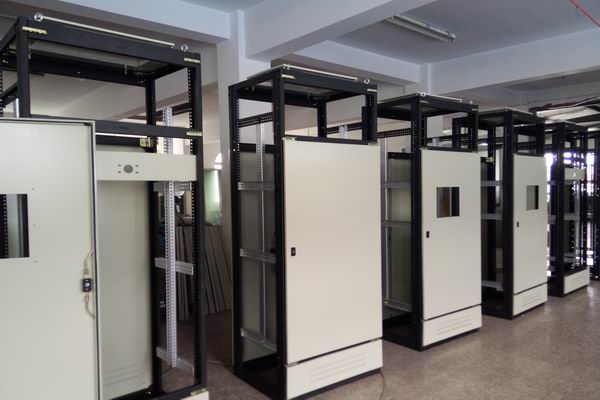 壶关配电柜-3683厂家配电柜检修需要注意的